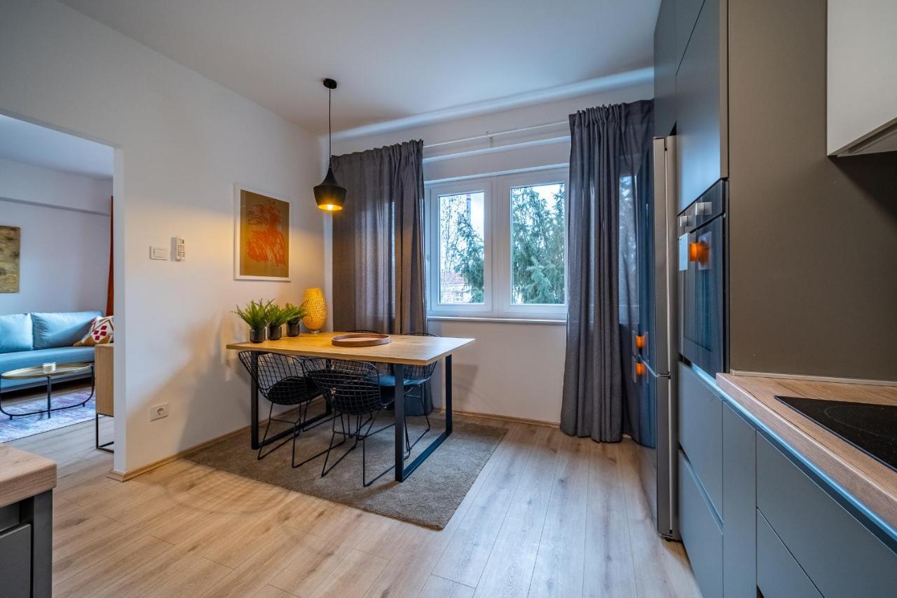 Court Crossing Apartment Zagreb Extérieur photo
